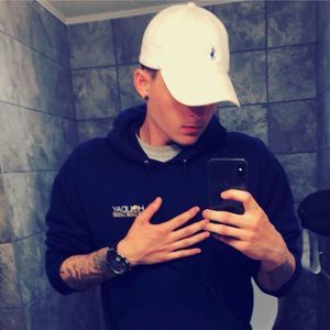 Meet your Posher, Kyle